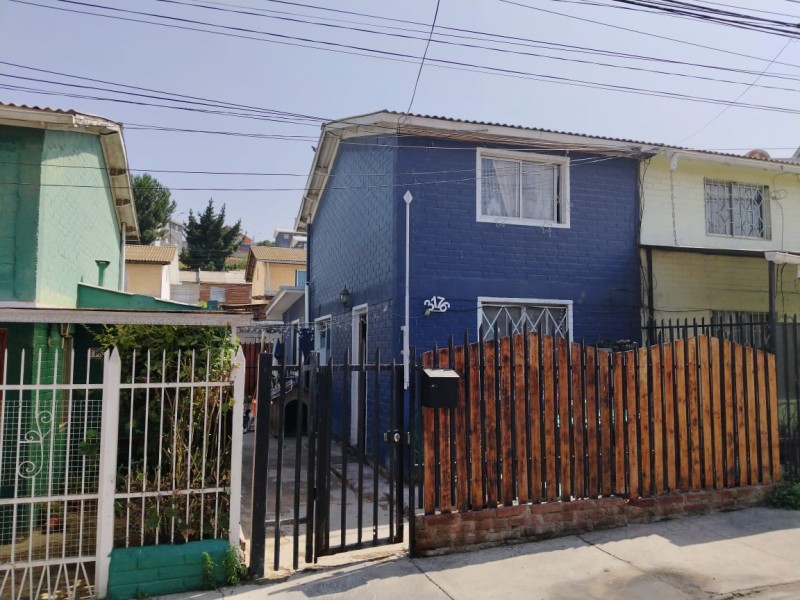 Se Vende Casa de Dos Pisos las Américas Villa Alemana (Sk)