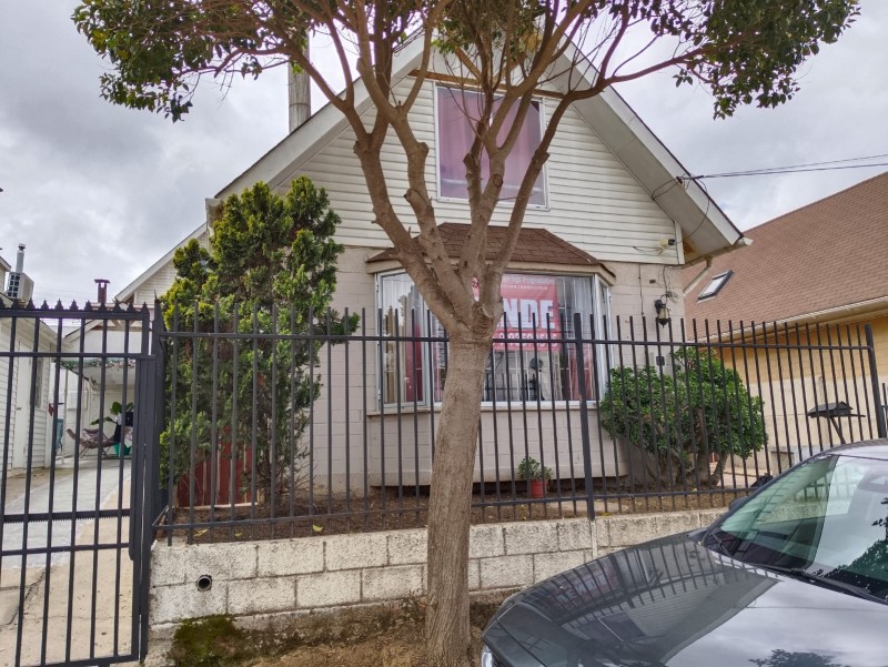 Fotografía de Se Vende Amplia Casa en los Pinos (Sk)