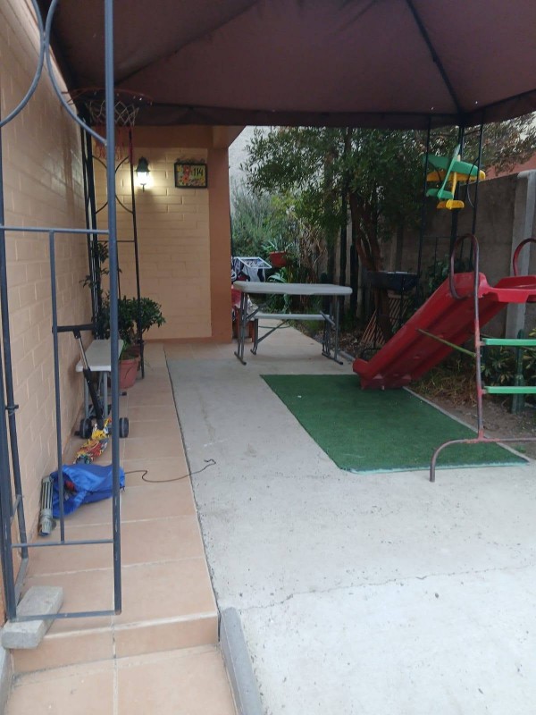 Se Vende Casa de Dos Pisos en Villa Alemana