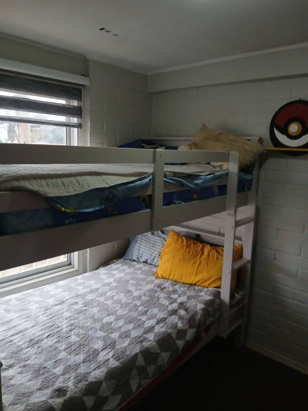 Se Vende Casa de Dos Pisos en Villa Alemana