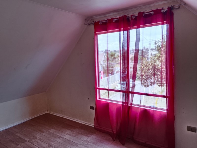 Se Vende Amplia Casa en los Pinos (Sk)