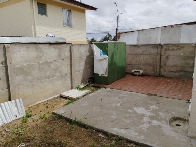 Se Vende Casa de Dos Pisos en los Pinos