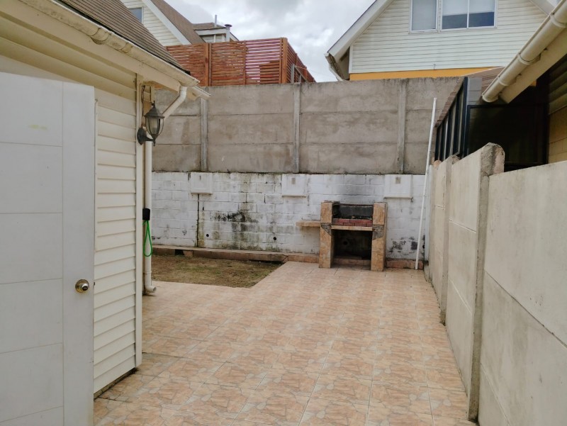 Se Vende Amplia Casa en los Pinos (Sk)