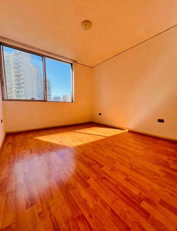 Se Arrienda Depto. 3° Piso Avda San Martín Viña del Mar