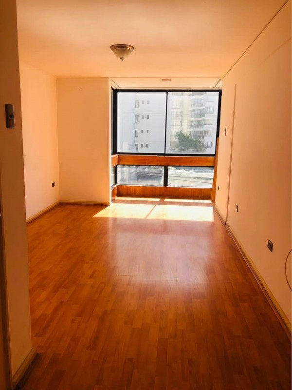 Se Arrienda Depto. 3° Piso Avda San Martín Viña del Mar