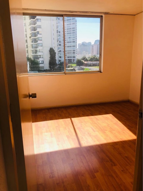 Se Arrienda Depto. 3° Piso Avda San Martín Viña del Mar