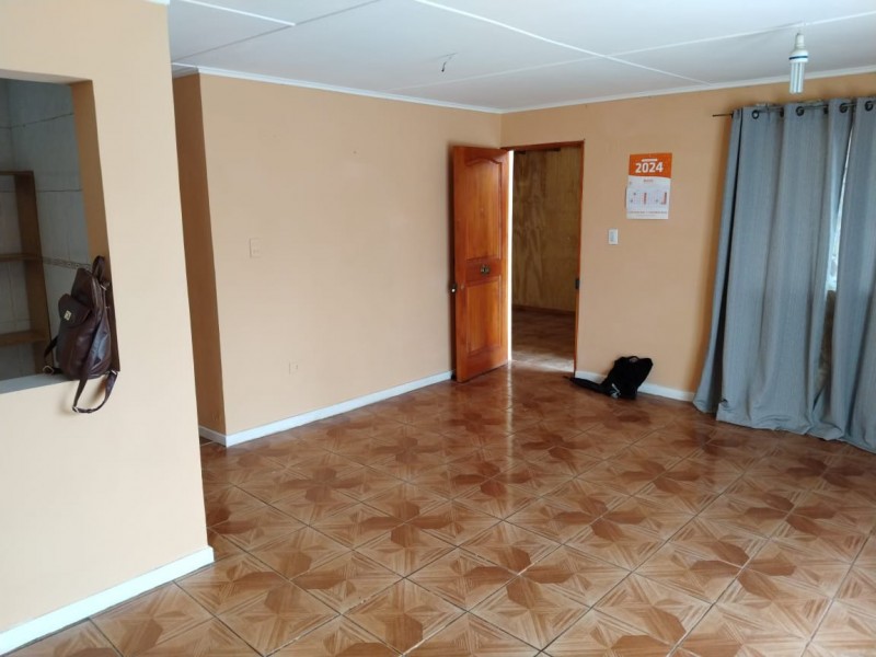 Se Vende Casa Sólida de 1 Piso Villa Alemana (Sk)