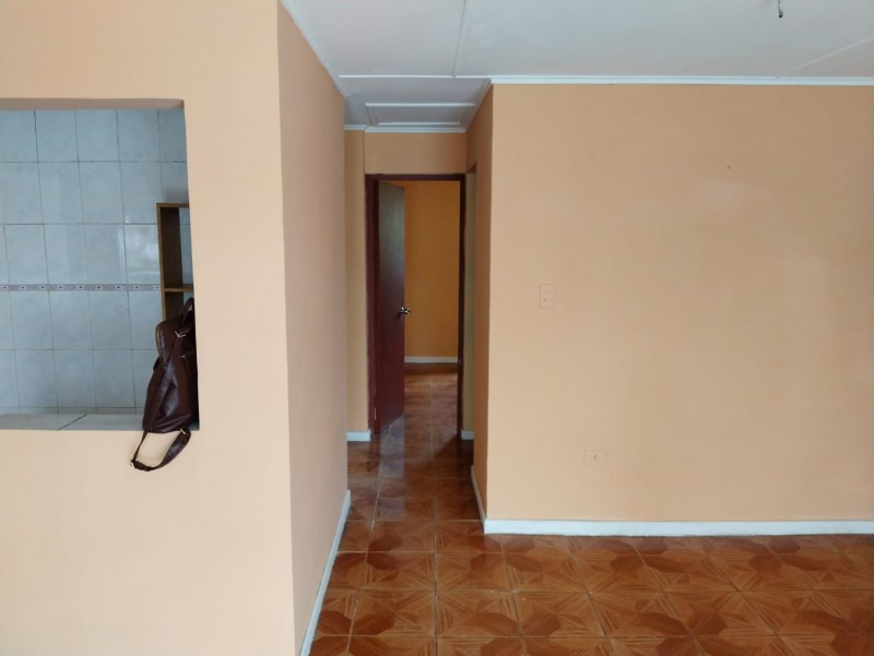 Se Vende Casa Sólida de 1 Piso Villa Alemana (Sk)