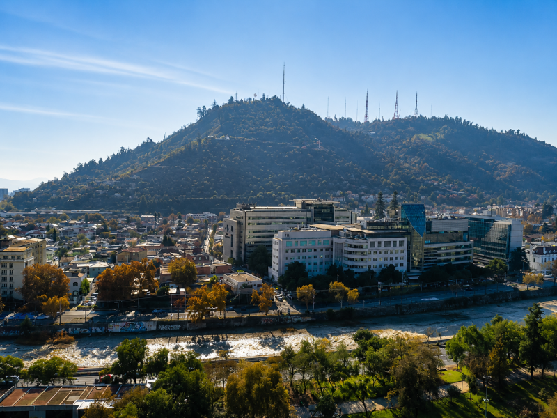 Vive Providencia Con Vista Al Cerro San Cristobal