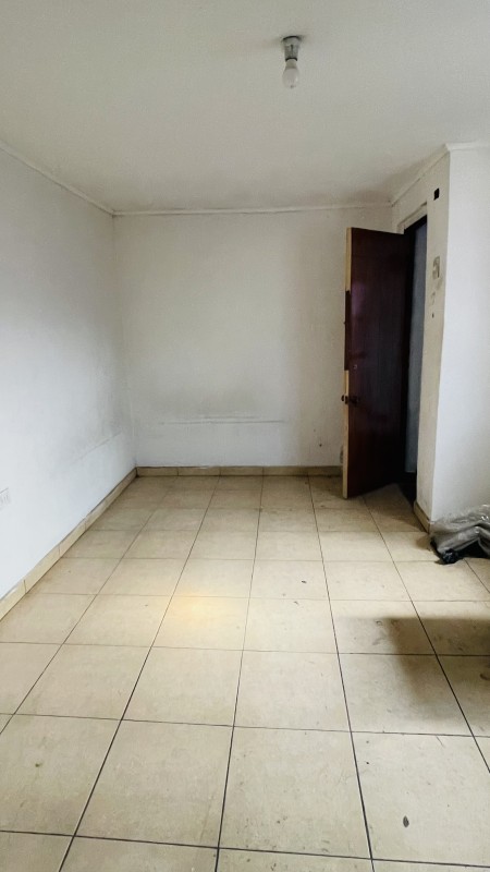 Amplia Casa Ideal para Remodelar