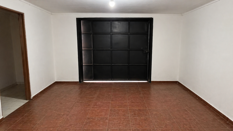 Amplia Casa Ideal para Remodelar