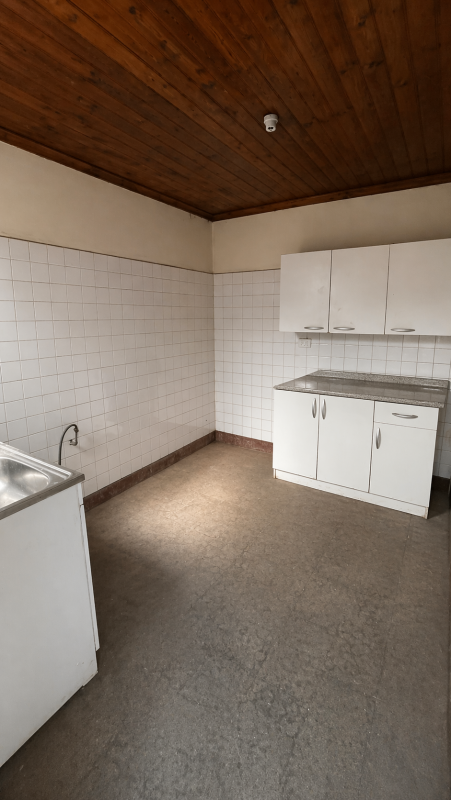 Amplia Casa Ideal para Remodelar