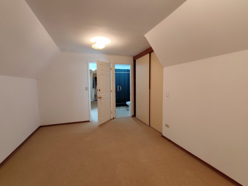 Arriendo Casa Dos Pisos Excelente Sector los Pinos