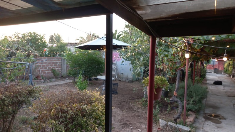 Vendo Amplia Propiedad Con Amplio Terreno