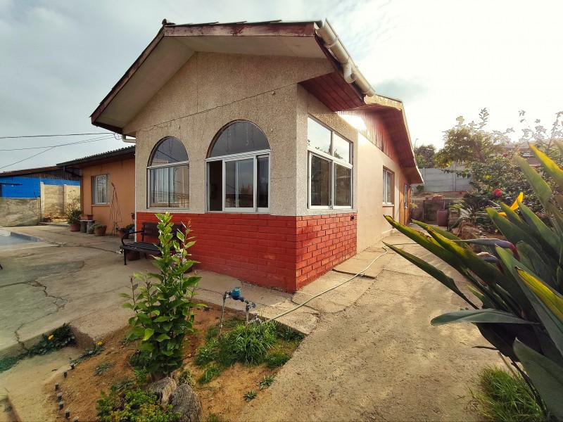 Fotografía de Propiedad Con Gran Terreno Villa Alemana