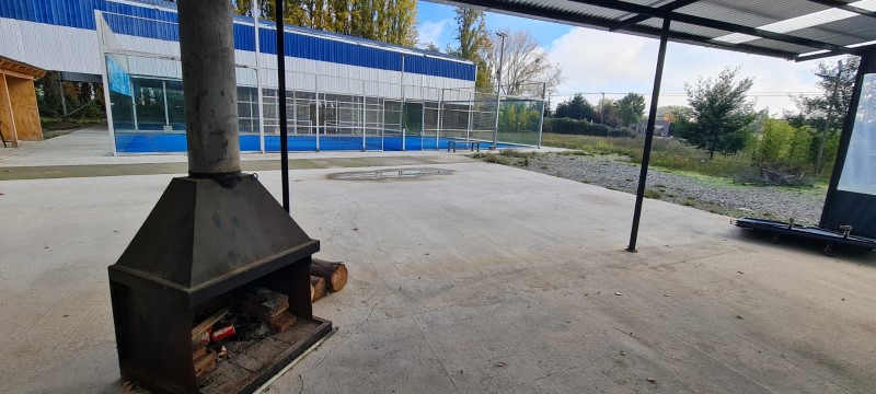 Arriendo de Propiedad Comercial y Deportiva Ruta L-11