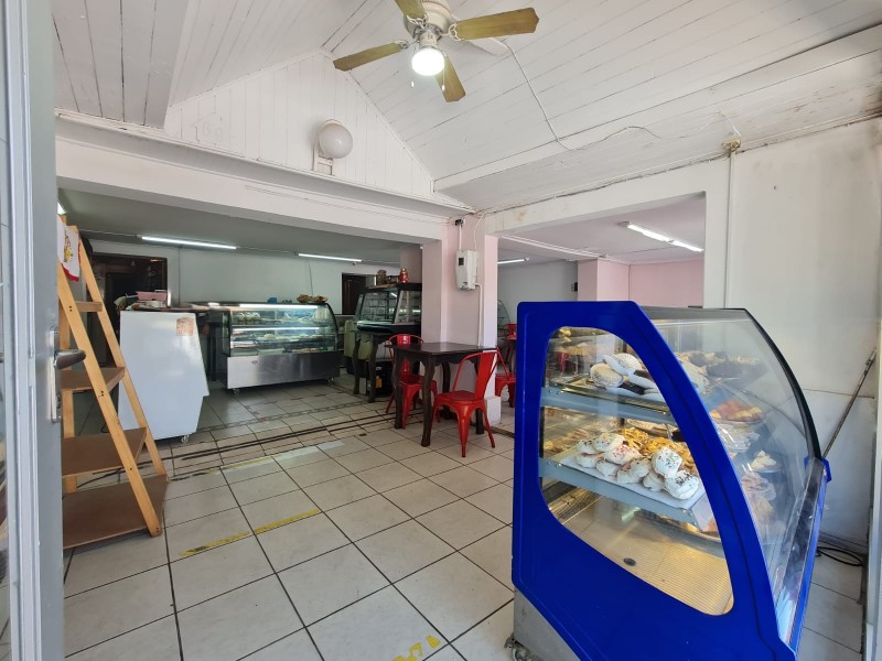 Se Vende Propiedad y Negocio Operando en el Centro de Colbún