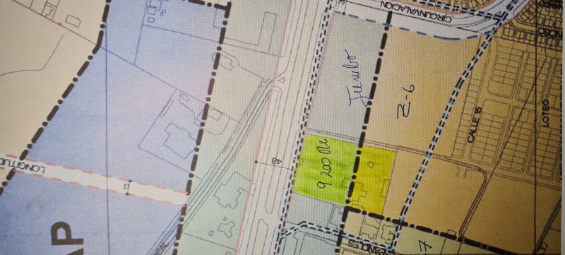 Espectacular Propiedad en Excelente Ubicación Av León Bustos