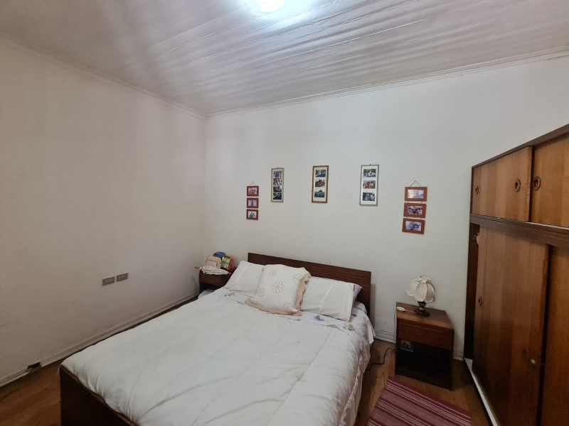 Casa + Amplio Sitio en Calle Lautaro, Zona Céntrica Linares