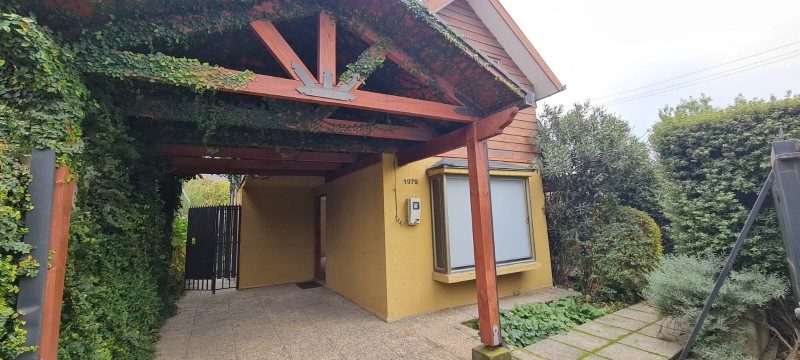 Venta Amplia Casa Esquina Sector Nor-Oriente, Modelo Torcaza
