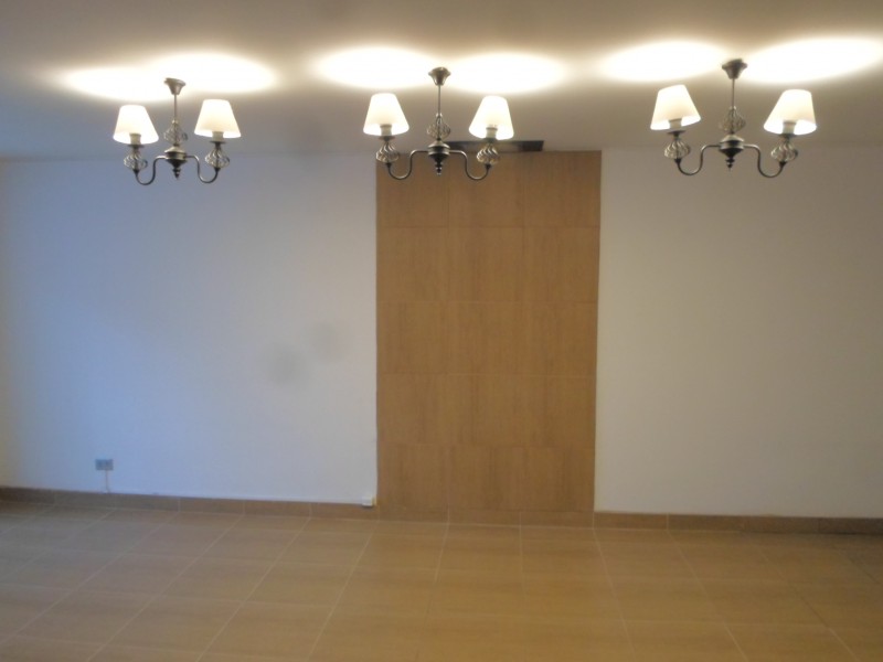 Vendo Casa 3 Pisos en Centro de los Angeles