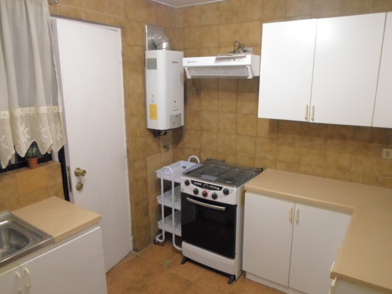 Vendo Casa 3 Pisos en Centro de los Angeles