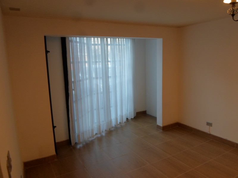 Vendo Casa 3 Pisos en Centro de los Angeles