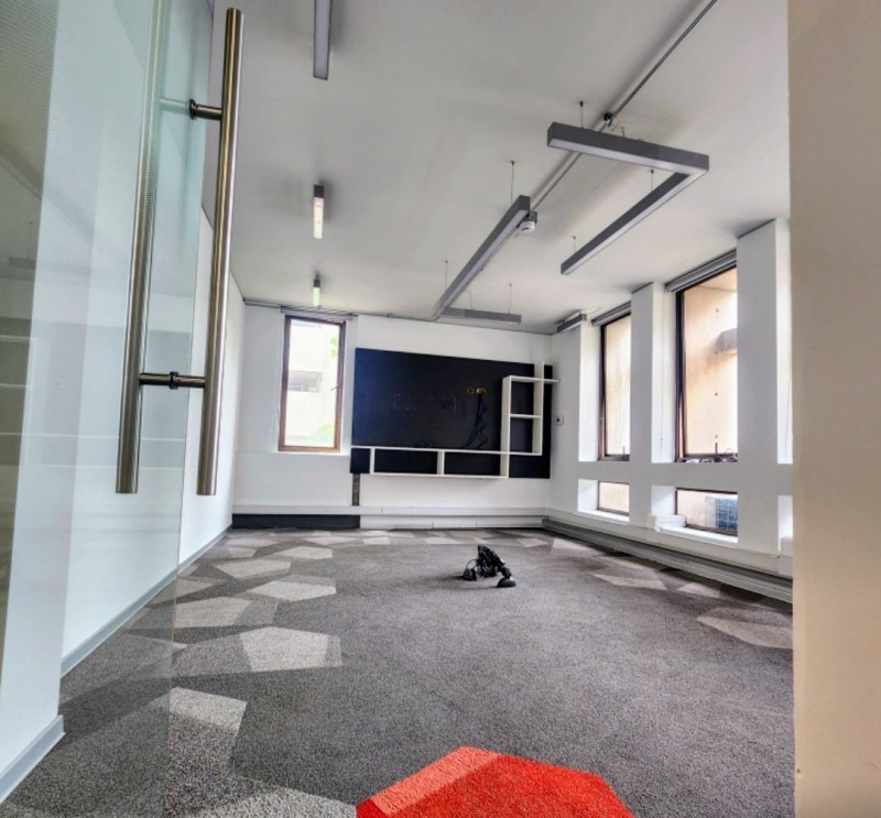 Tu Oficina en el Golf, 185 M2, Amplia, Luminosa, Equipada