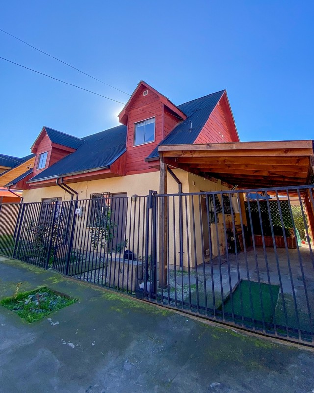 Hermosa Casa en Villa Don Ambrosio, Barrio Residencial.
