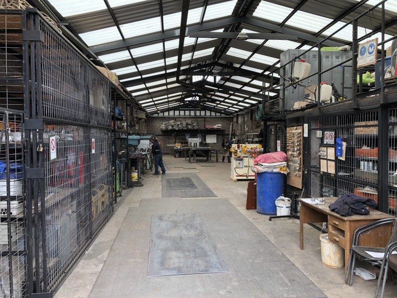 Propiedad Industrial en Venta
