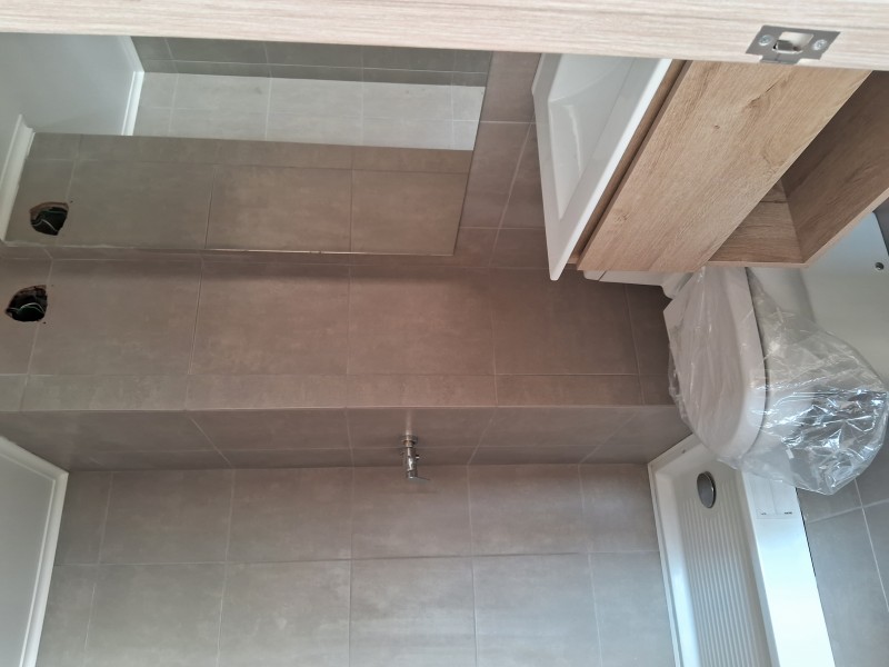 3 Dormitorios / 2 Baños + Est + Bodega