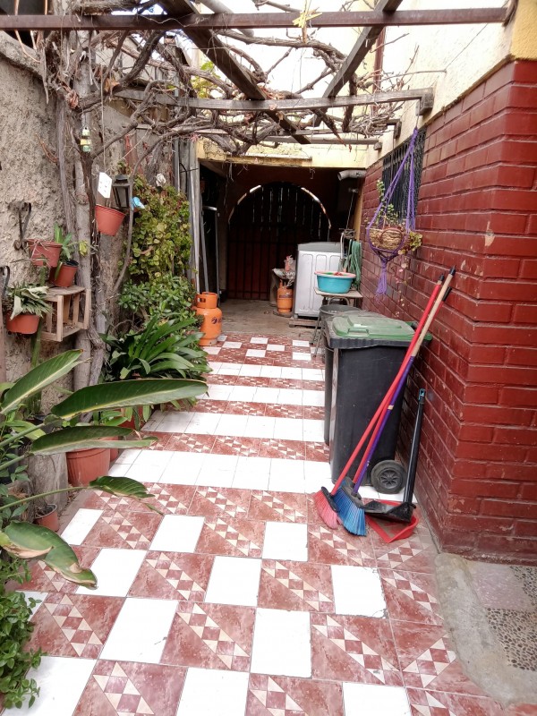 Se Vende Casa en San Ramón – Pasaje Yungay 1744