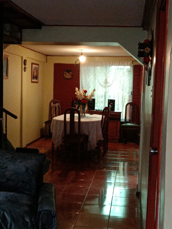 Se Vende Casa en San Ramón – Pasaje Yungay 1744