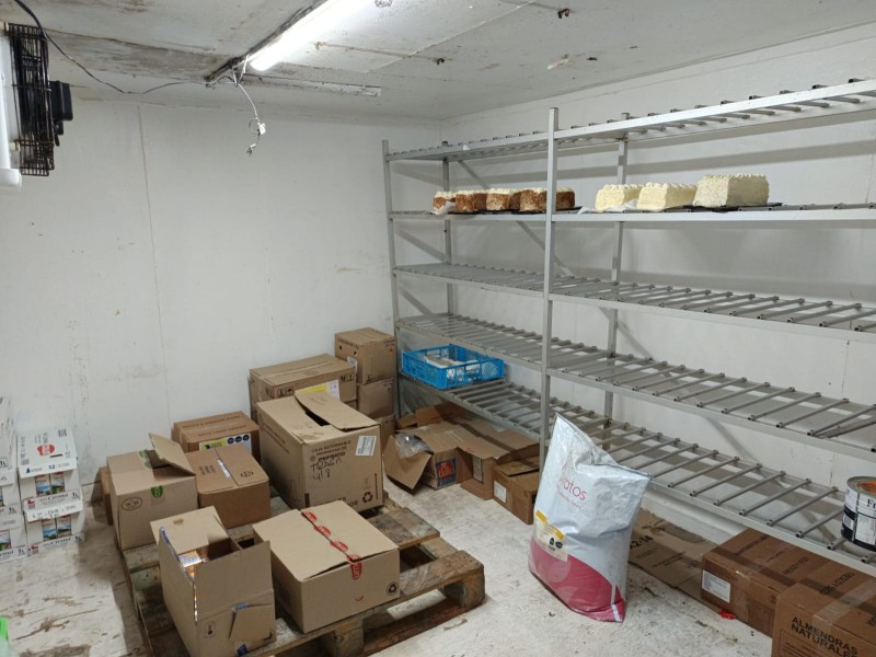 Derecho de Llaves de Fabrica y Sala de Ventas Pasteleria.