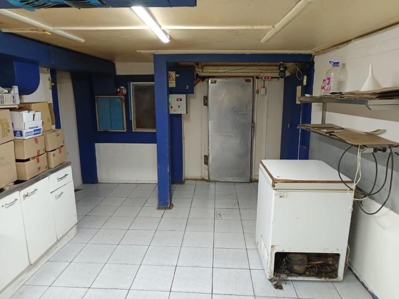 Derecho de Llaves de Fabrica y Sala de Ventas Pasteleria.