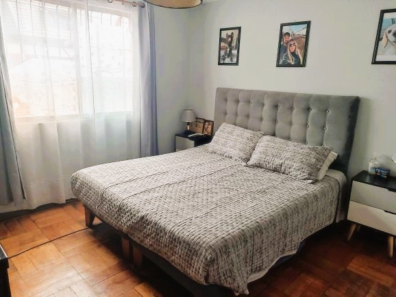 Excelente Ubicación Casa Con Posibilidad de Local Comercial