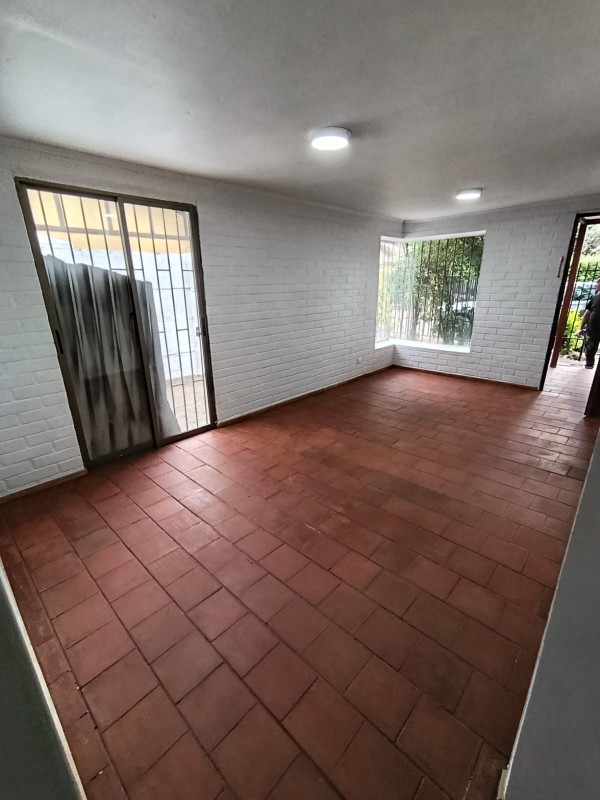 Casa Recién Remodelada, Aislada, Excelente Barrio
