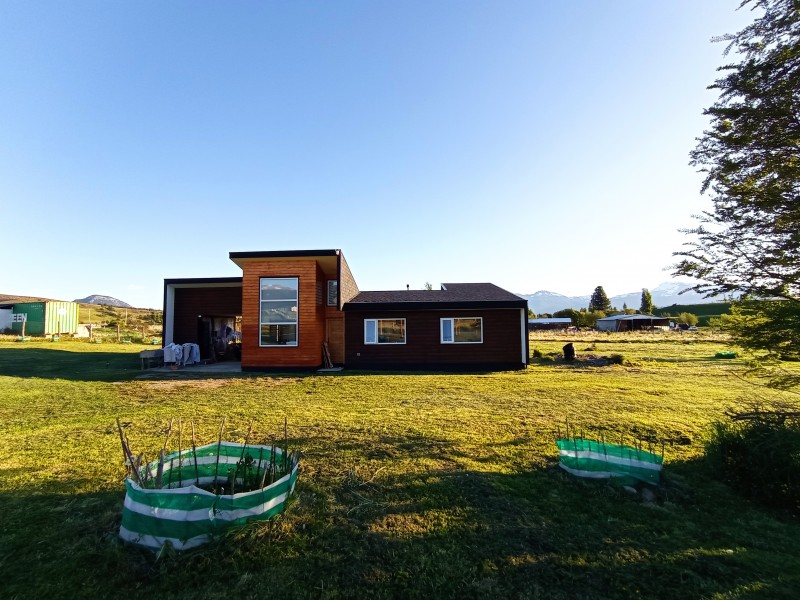 Parcela Con Casa Moderna y Recepción Final en Valle Simpson