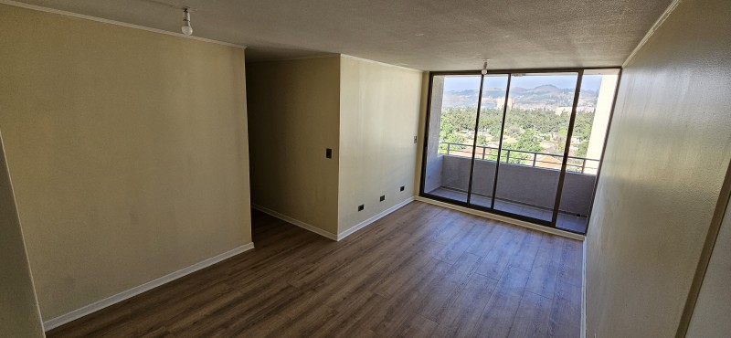 Depto 3D/2B Remodelado Con Vista Al Cerro, Metro Hospitales