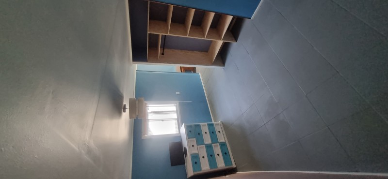 Inversión Inmobiliaria: 1 Casa + Loft + 5 Habit. Privadas