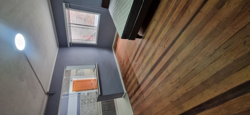Inversión Inmobiliaria: 1 Casa + Loft + 5 Habit. Privadas