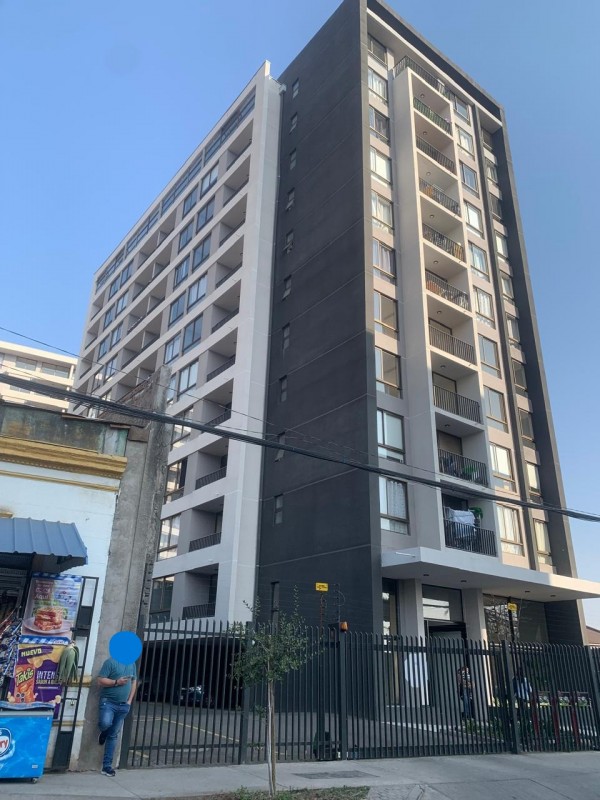 Casa Con Dos Locales Comerciales Excelente Ubicacion