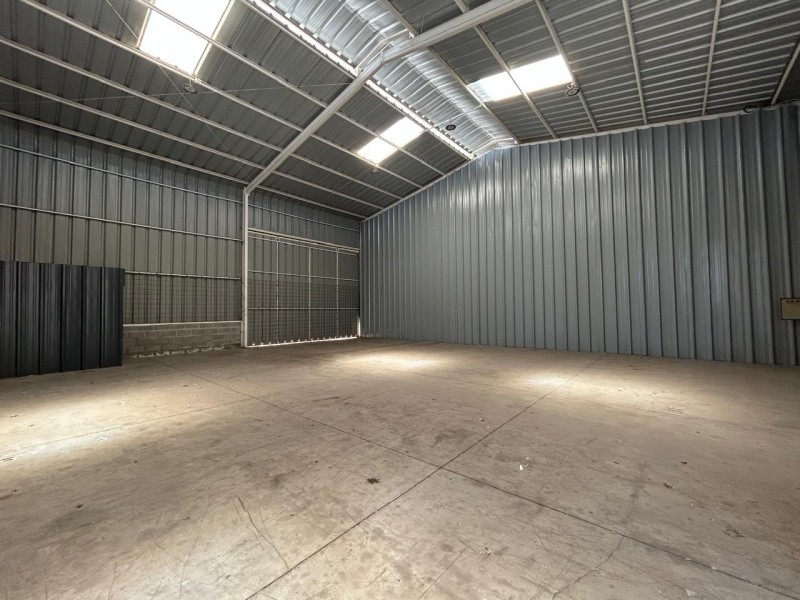 Arriendo Galpon 180 M2 - la Pintana