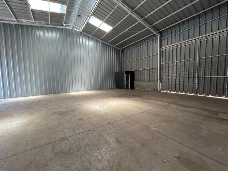 Arriendo Galpon 180 M2 - la Pintana