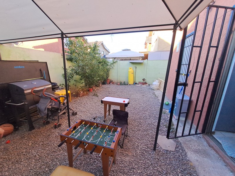 Vende Casa Barrio los Castaños Maipú, 3B,3D