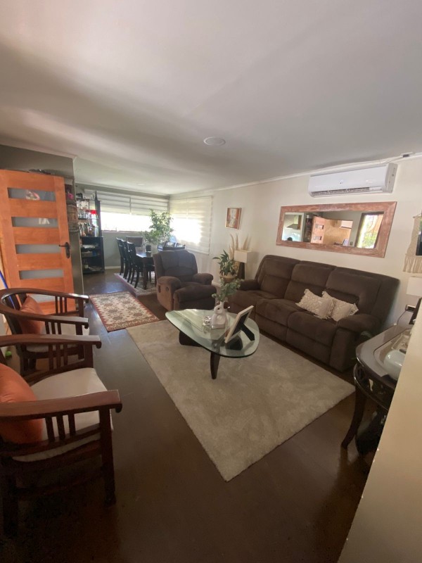 Hermosa Casa Con Amplio Sitio Rodeado de Área Verde