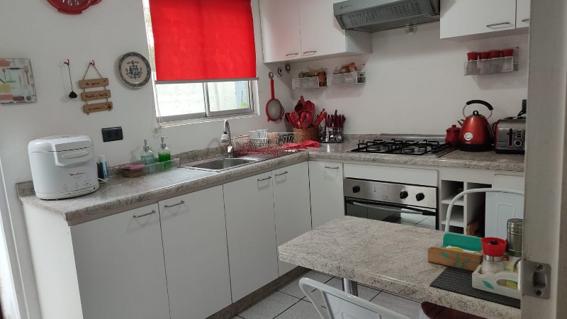Linda Casa en Condominio, Tranquila y Segura.