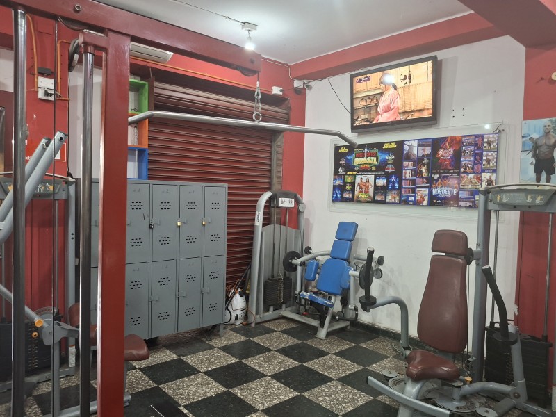 Derecho A Llave de Gimnasio en Funcionamiento