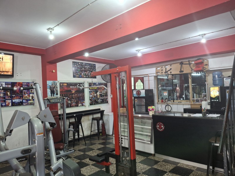 Derecho A Llave de Gimnasio en Funcionamiento