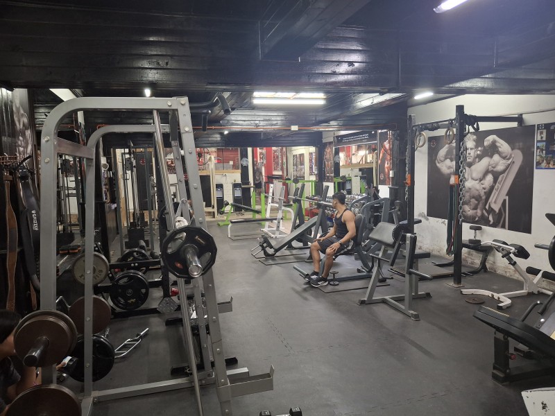 Derecho A Llave de Gimnasio en Funcionamiento